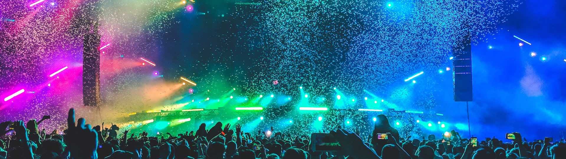 people going crazy in a nightclub